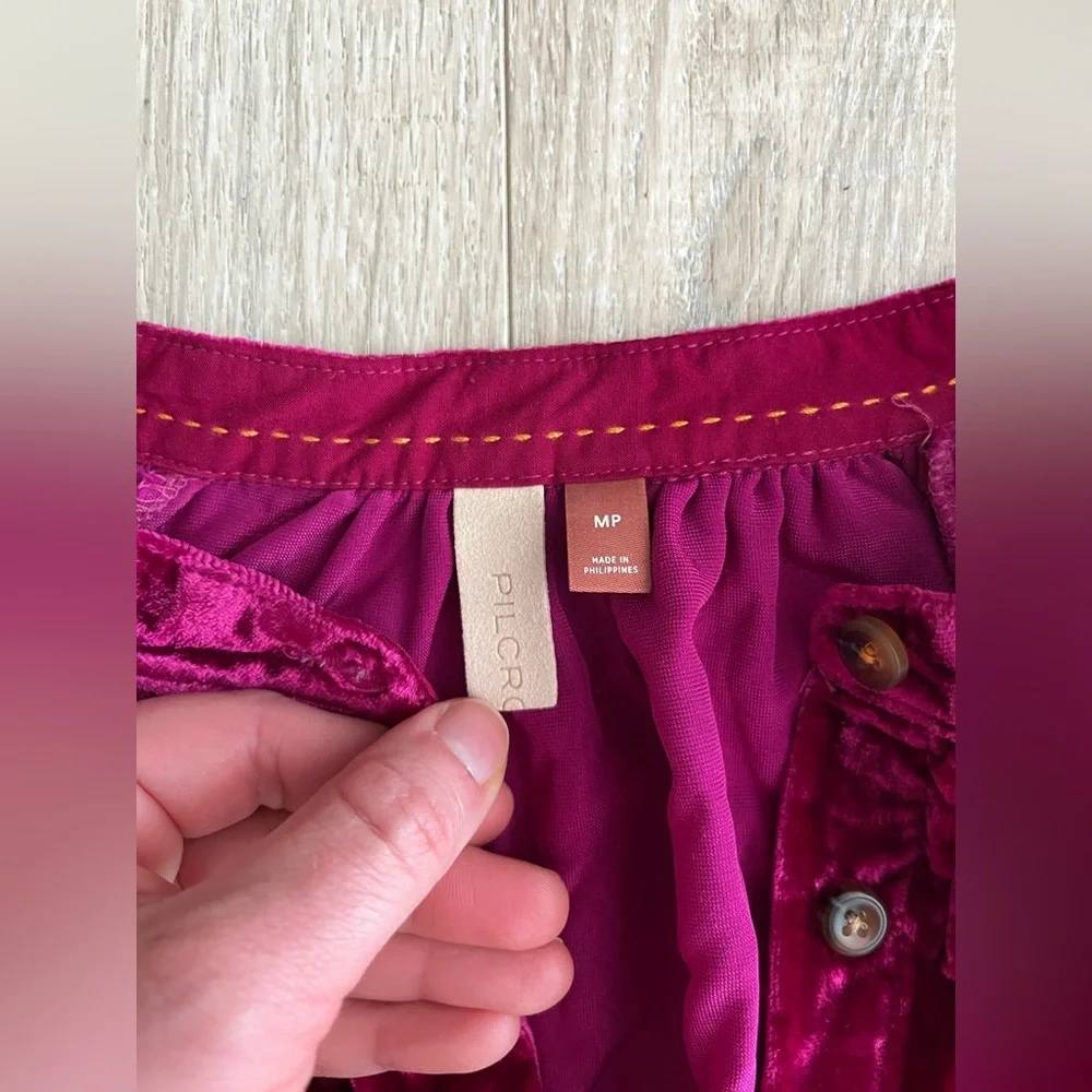 Anthropologie The Hadley Relaxed Buttondown Shirt by Pilcro Magenta Velvet - MP - Picture 5 of 8